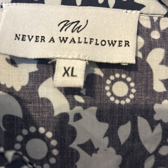 Knee length A line dress. Navy blue and white - Picture 2 of 5